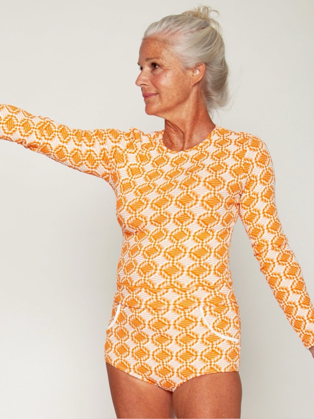 Seea Orange and White Geometric Long Sleeve Top crop rash guard swim beach surf - Picture 6 of 7
